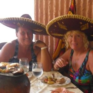 Meet your Posher, Yvonne